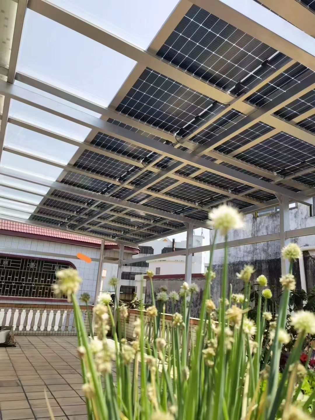 汝州别墅家用屋顶太阳能发电系统安装